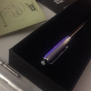 MontBlanc pen in a box